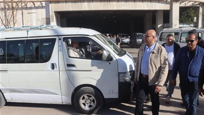 محافظ القليوبية يقود حملة لتنظيم مواقف سيارات السوزوكي بمدينة بنها