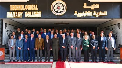 جامعة طيبة التكنولوجية بالأقصر تشارك في فعاليات المجلس الأعلى للتعليم التكنولوجي بالكلية العسكرية التكنولوجية