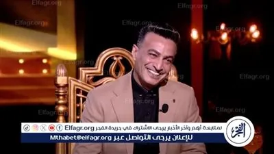 سمسم شهاب يبكي في أوضة ضلمة بسبب والده