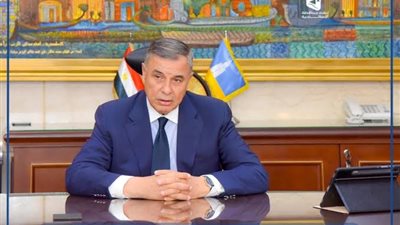 عيون أطفالنا مستقبلنا.. محافظ الإسكندرية يعلن انطلاق مبادرة للكشف على 250 ألف طالب بالمدارس الأكثر احتياجًا