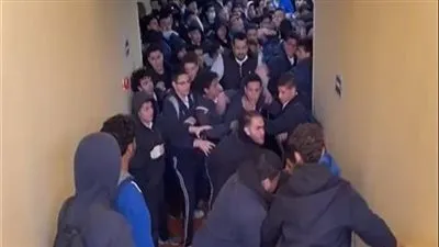 جريمة في حمام المدرسة: 4 طالبات يشوّهن زميلتهن بسلاح أبيض