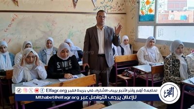 مدير عام التعليم الفني بالدقهلية في جولة بمدارس بلقاس..صور 