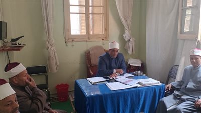 وكيل وزارة الأوقاف بالدقهلية في جولة مرور مفاجئة لإدارة أوقاف محلة دمنة