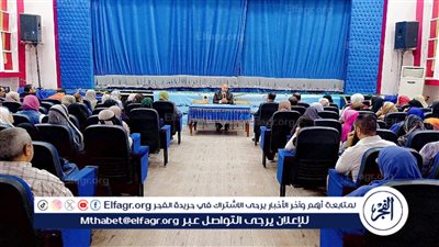 مدير تعليم الفيوم: يلقى محاضرة تدريبية حول 