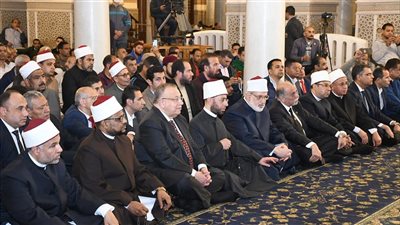 وزير الأوقاف يشهد احتفال وزارة الأوقاف بذكرى فتح مكة بمسجد السيدة زينب