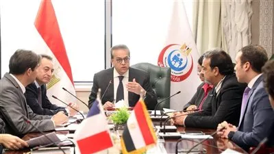 نائب رئيس مجلس الوزراء يستقبل السفير الفرنسي بالقاهرة لبحث سبل التعاون في مجال الصحة