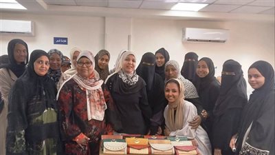  المجلس القومى للمرأة بأسوان يواصل تنظيم الورش التدريبية للسيدات بقرى المبادرة الرئاسية 