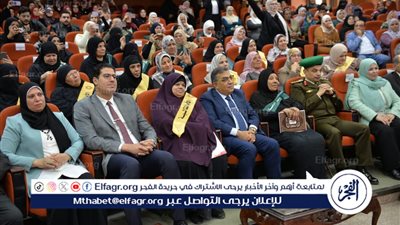 محافظ الدقهلية يشهد احتفالية تكريم الأمهات المثاليات ويسلم 22 من المكرمات شهادات التقدير والهديا العينية