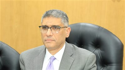محافظ الجيزة: رفع درجة الاستعداد للتعامل مع المشكلات الطارئة بشبكات وخطوط مياه الشرب والصرف الصحي