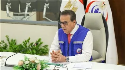 خالد عبدالغفار يتابع حادث الاعتداء على مدير عيادة النصر بحلوان