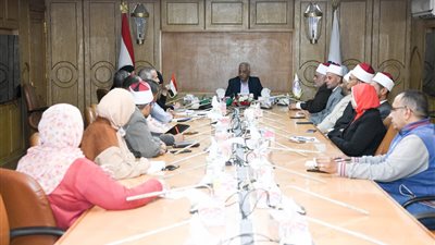 قنا تناقش تعزيز وعي الشباب لمواجهة الأفكار الهدامة