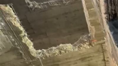 لا أحد فوق القانون.. إزالة 14 دورًا مخالفًا مناور خرسانية لعقارين بحي العجوزة