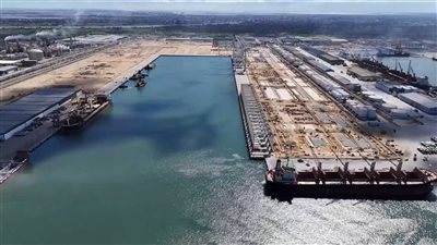 محطة الحاويات تحيا مصر 1 بميناء دمياط: نقلة نوعية في قطاع النقل البحري