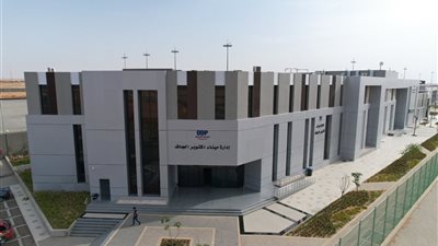 وزارة النقل تدعو للاستثمار في الموانئ الجافة والمناطق اللوجستية