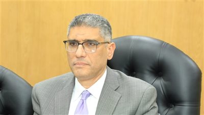 محافظ الجيزة يتابع استعدادات مرفق الكهرباء لاستقبال عيد الفطر المبارك