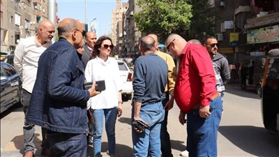 نائب المحافظ تتفقد حالة النظافة والإشغالات بأحياء إمبابة والوراق
