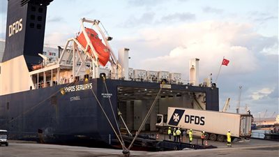 كل ما تريد معرفته عن خط الرورو بين مينائي دمياط وتريستا الإيطالي