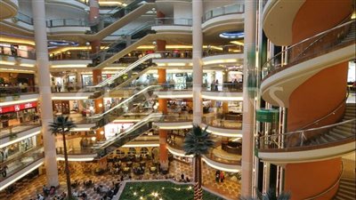 في ثالث أيام العيد.. مفاجأت مثيرة بسقوط شاب بمول سيتى ستارز