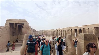 توافد المواطنين والافواج السياحية على المناطق الأثرية خلال أيام عيد الفطر المبارك