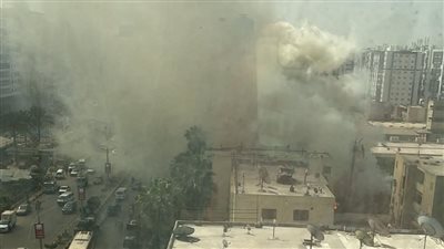 السيطرة علي حريق في مخلفات أمام أحد البنوك في المنصورة 