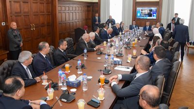 وزير الاستثمار ومحافظ الإسكندرية يعقدان لقاءا موسعا مع أعضاء الغرفة التجارية