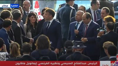 أمام السيسي وماكرون.. كامل الوزير يستعرض حجم الإنجاز بمحطة عدلي منصور (فيديو)