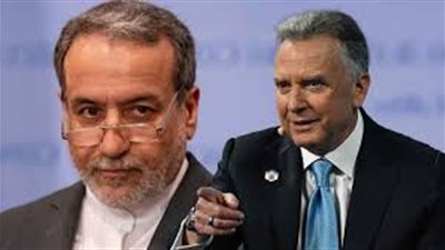 وزير الخارجية الإيراني والمبعوث الأمريكي يقودان مباحثات إيران وأمريكا في عُمان