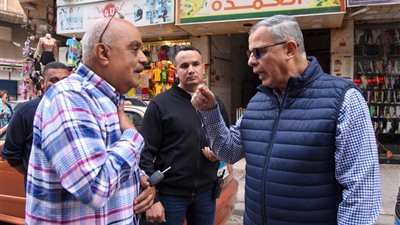 محافظ الإسكندرية يتفقد كوبري محمد نجيب ويشدد على إزالة التعديات