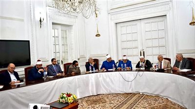 لجنة السيرة والسنة بالمجلس الأعلى تبحث المشروعات الحديثية وتعزيز المجالس العلمي