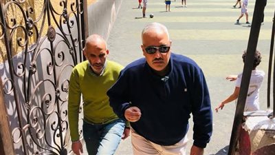 وكيل الشباب والرياضة بالجيزة يحيل 7 موظفين للتحقيق خلال جولة مفاجئة