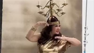 لبلبة تشعل وسائل التواصل الاجتماعي وتتربع علي عرش التريند 