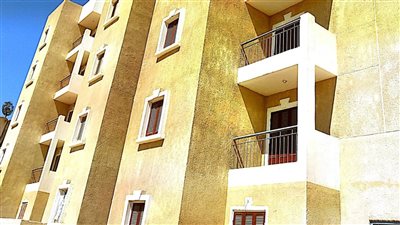 بدء تسليم 40 وحدة سكنية بعد التجديد بمساكن الرماية في الجيزة