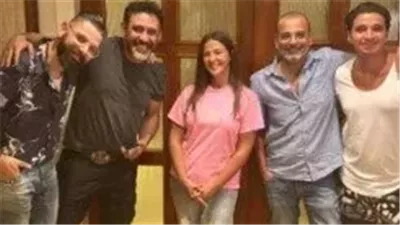 لهذا السبب.. دنيا سمير غانم توجه رسالة لـ أيمن بهجت قمر 