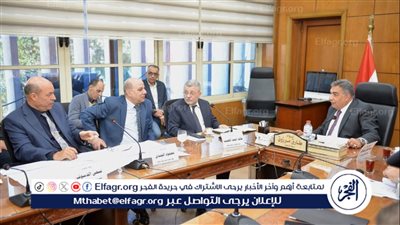 محافظ الدقهلية في لقائه ممثلي هيئة الأوقاف: الموقف الجديد يقضي على المواقف العشوائية داخل المنصورة والتكدس المروري