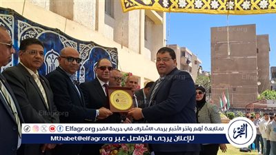 وكيل تعليم الدقهلية يكرم أوائل الطلاب والمتميزين بإدارة أجا التعليمية