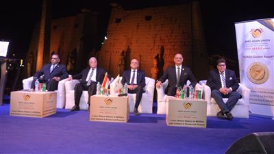 صور.. الأقصر تتوج بجائزة AFASU الذهبية كعاصمة الثقافة والتاريخ والتراث الأولى في العالم