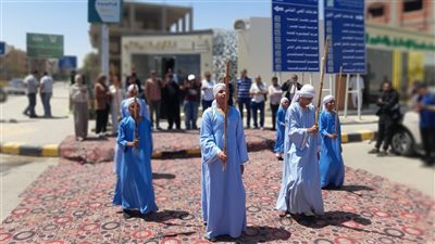 فاعليات مسرح الجنوب فى المناطق الصحراوية