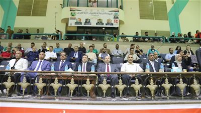 انطلاق منافسات الدورة العربية التاسعة عشر لخماسيات كرة القدم بجامعة جنوب الوادي