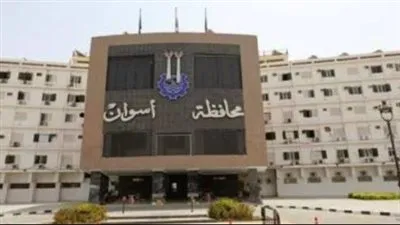 محافظ أسوان يصدر قرارًا بحركة تنقلات لـ 10 من مديرى الإدارات الهندسية والتنظيم