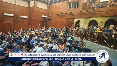 مسرح كامل العدد في أحتفالات شم النسيم بثقافة وادي النطرون