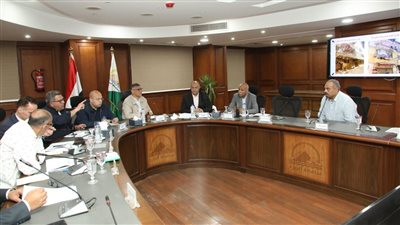 محافظ الجيزة يلتقي بمواطني أحياء الهرم وبولاق الدكرور والوراق والدقي ومنشأة القناطر