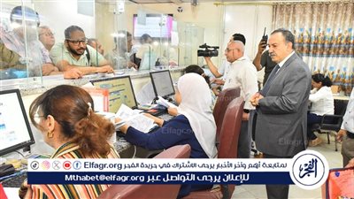 أبوالنصر يتفقد سير العمل بالمراكز التكنولوجية بحى شرق ومركز أسيوط 