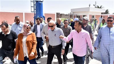  تمهيدا لافتتاحها.. محافظ الأقصر يتفقد محطات صرف صحى توماس والنمسا باسنا