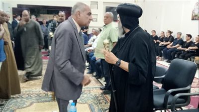 رئيس جامعة أسوان يشارك في حفل تأبين البابا فرانسيس