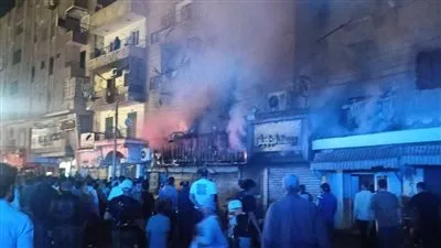 السيطرة علي حريق بمحل تجاري في الزقازيق دون وفيات