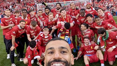 صلاح يعلق على تمديد عقده مع ليفربول.. ويكشف السبب وراء احتفاله بالتقاط الصور التذكارية