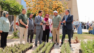 افتتاح معرض الزهور الثاني بجامعة بنها - صور