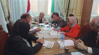 محافظ القليوبية يعقد اللقاء الأسبوعي للمواطنين بالخانكة