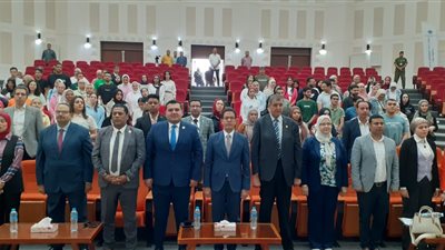 افتتاح ندوة 