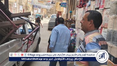 رئيس مركز أبوتيج يقود حملة مكبرة لإزالة الإشغالات بطريق أسيوط-سوهاج الزراعي